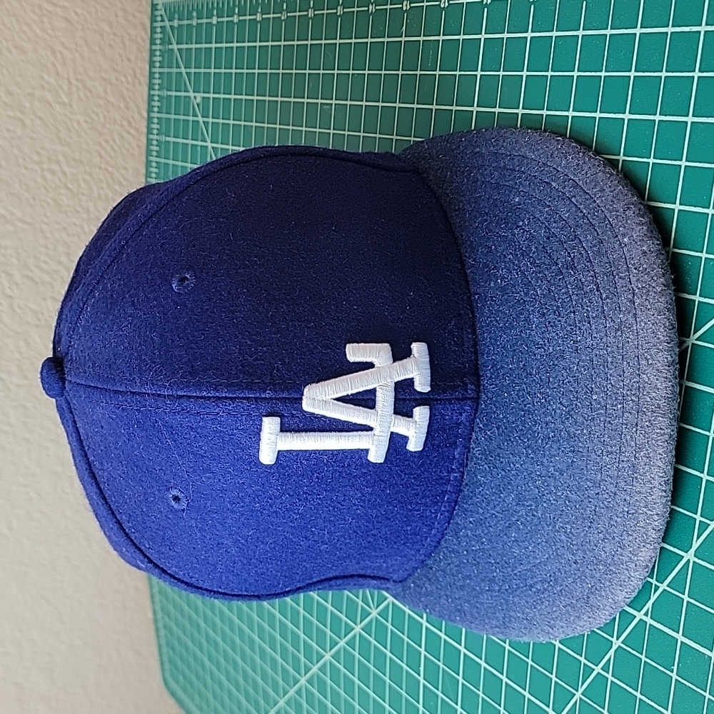 New Era Gradient Dodgers snapback hat.